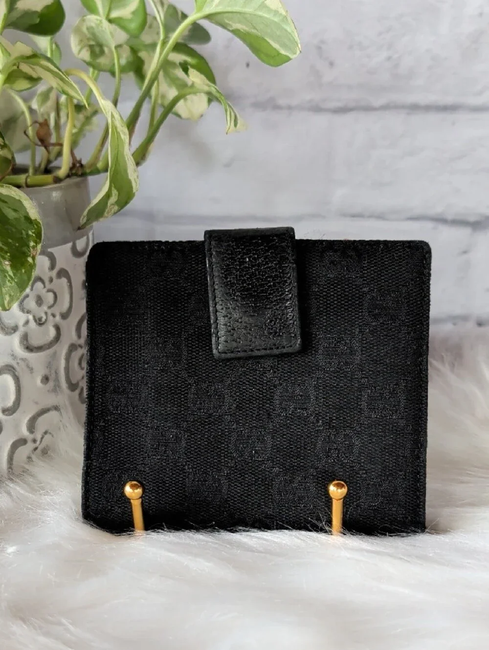 Authentic Gucci Black Monogram Canvas Compact Wallet with Silver-Tone Disc Snap - Picture 6 of 12